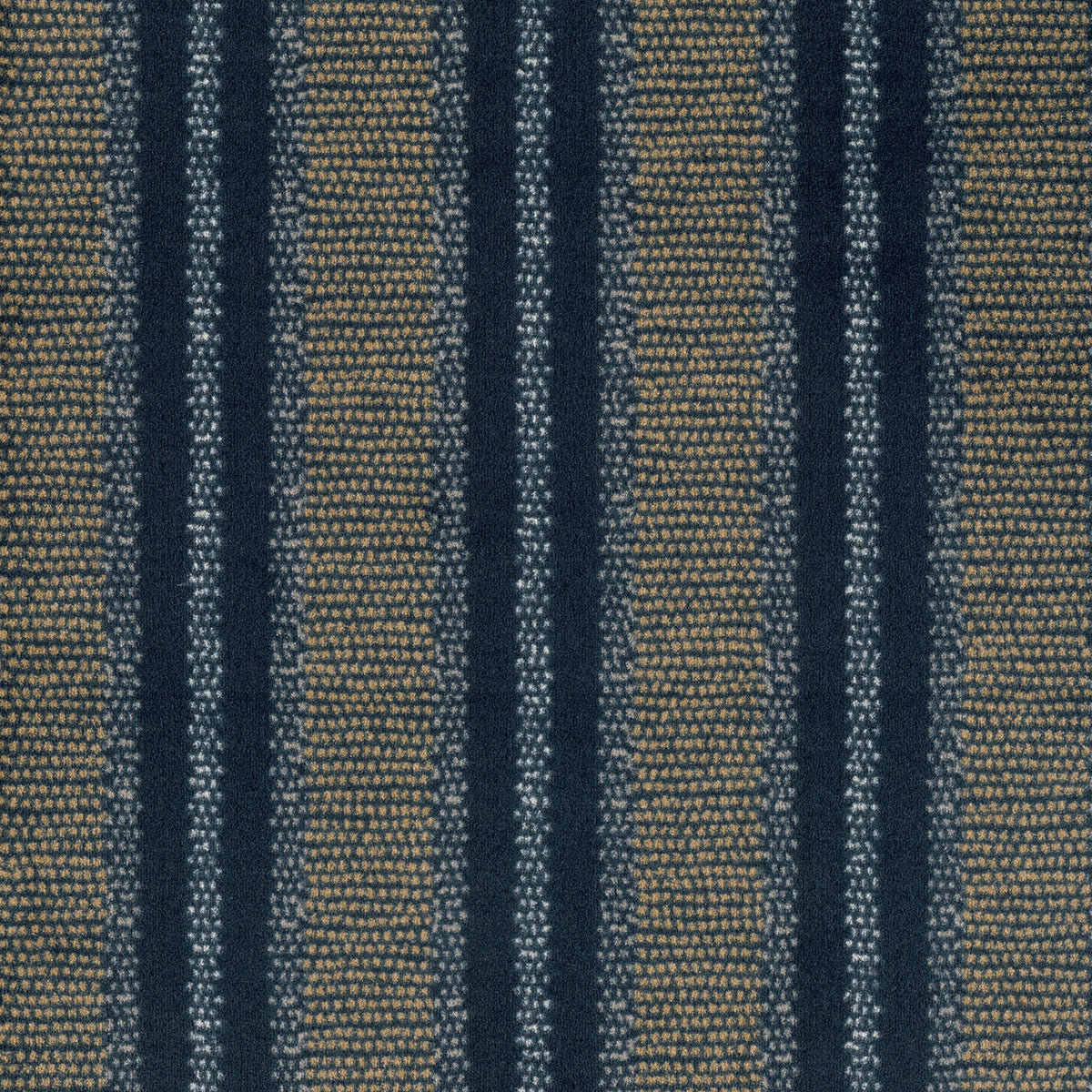 Imagine Figurative - Point Isle in Indigo