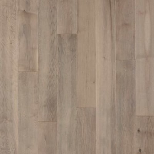 Villa Parish in Heirloom Hickory Hardwood