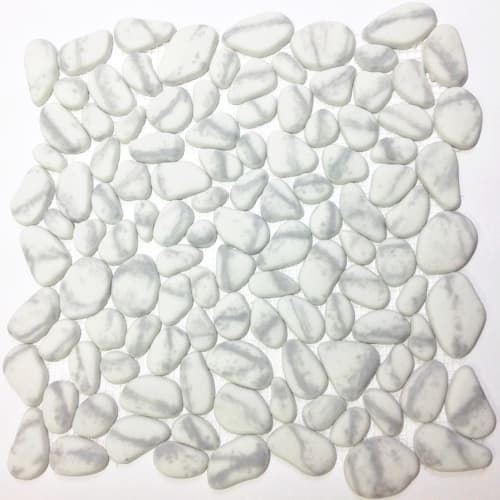 Cobblestone in White Tile