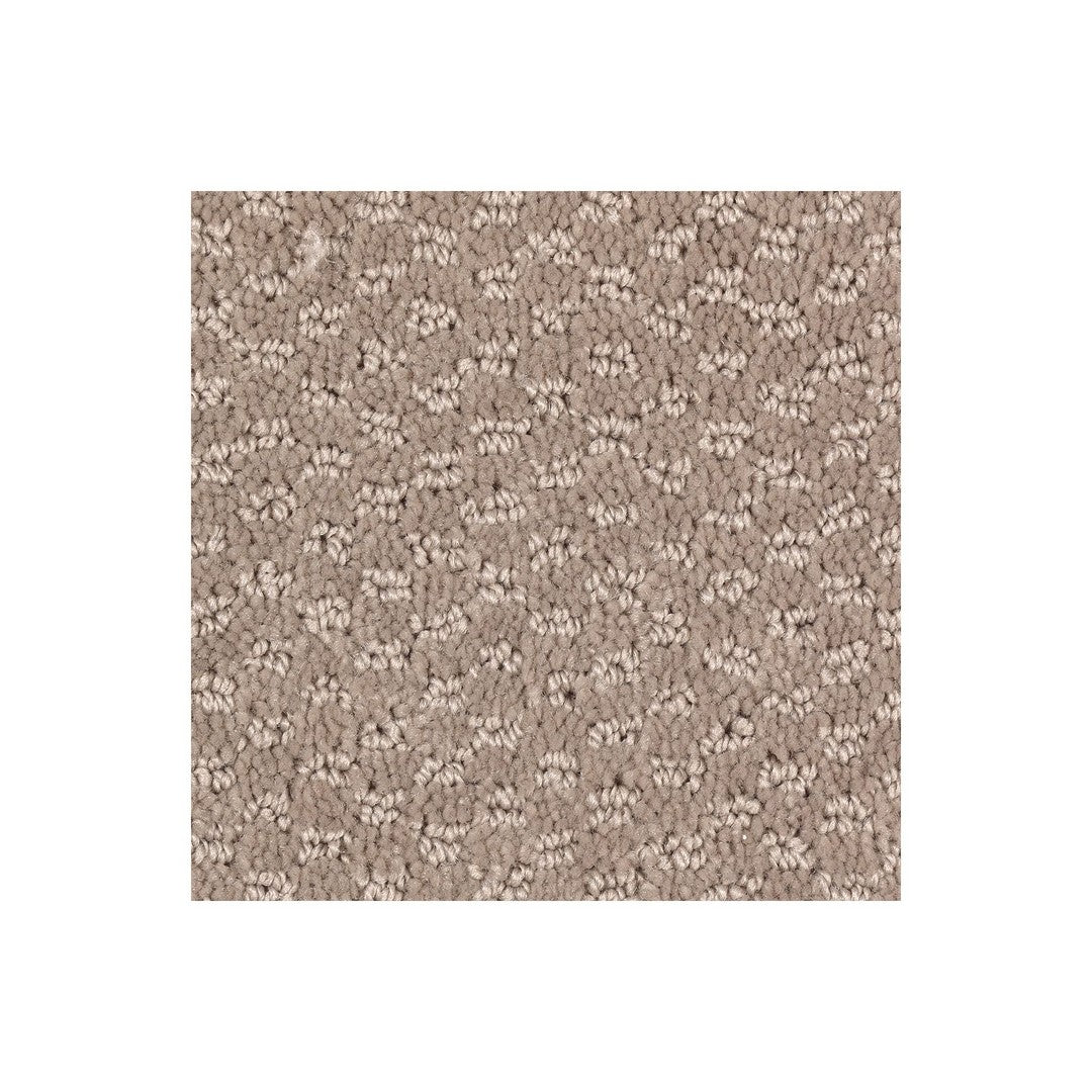 Thoughtful Elegance in Flaxen