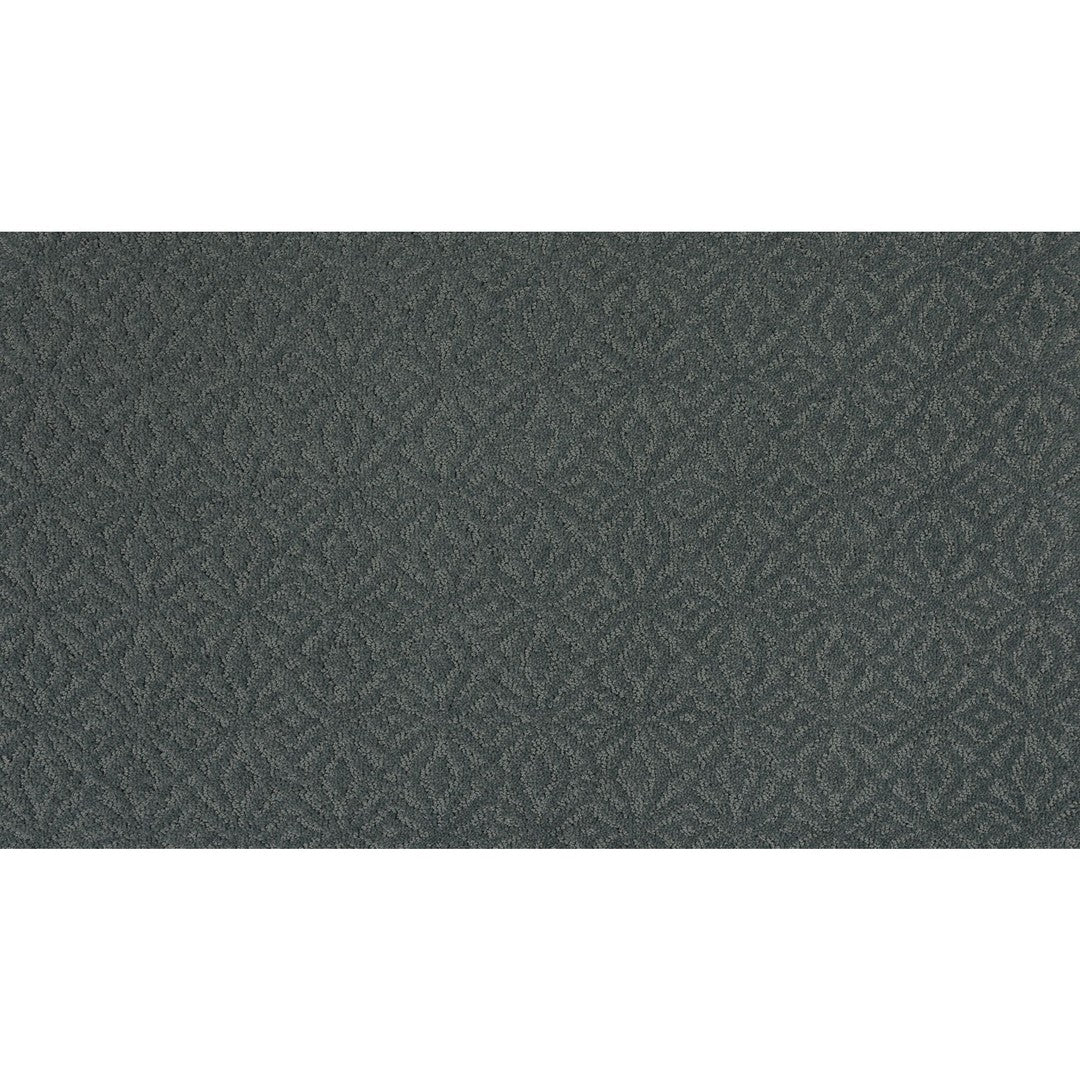 Luxurious Decor in Rhapsody