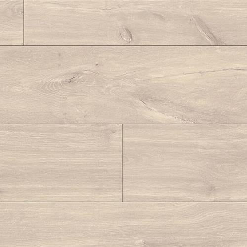 Classic Plus in Havanna Oak Natural Laminate