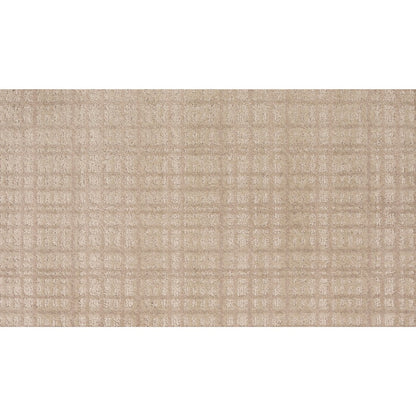 Delightful Glamour in Butter Pecan