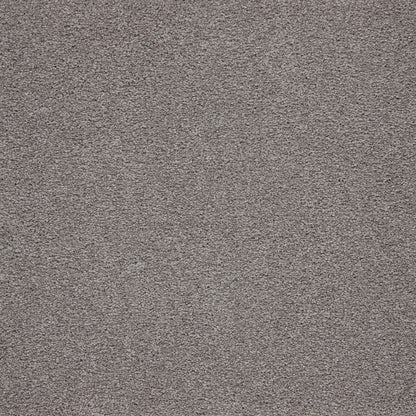 Captivating Style in Graphite